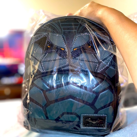loungefly new batman backpack BRAND NEW WITH TAGS. and in bag.